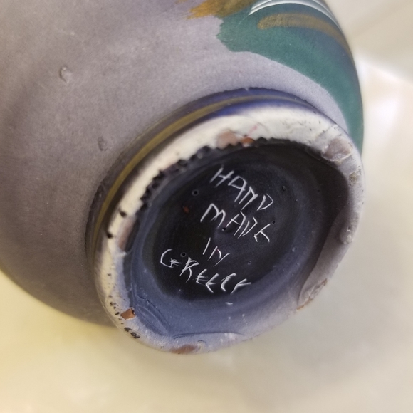 Grecian vase - Picture 2 of 4